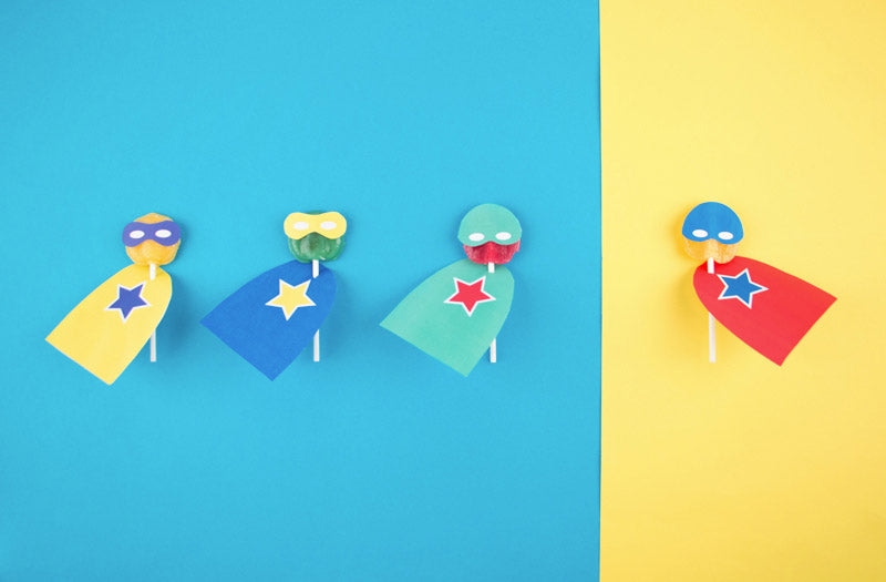 DIY facile pour anniversaire garcon : sucettes super-héros