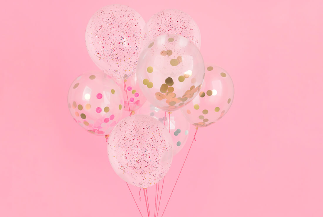 Idée de déco anniversaire ballons confettis