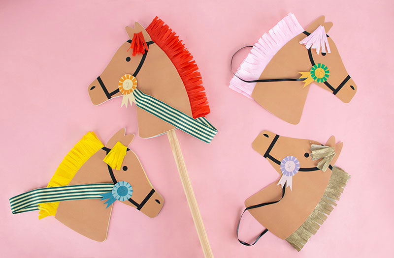 Idée animation anniversaire : tete à cheval à chevaucher