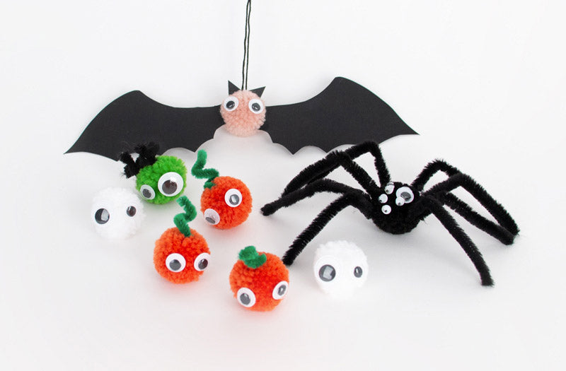 Décoration d'halloween facile et gratuit : pompons monstres