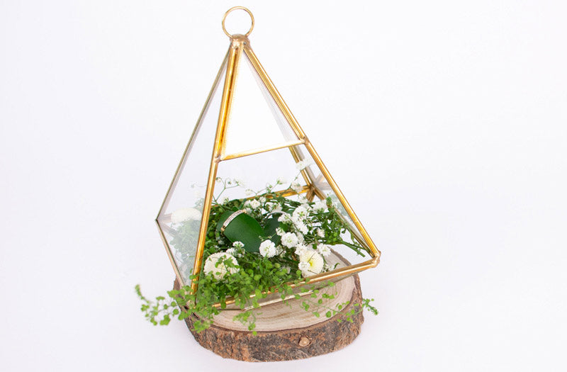 Décoration mariage originale pour placer les alliances