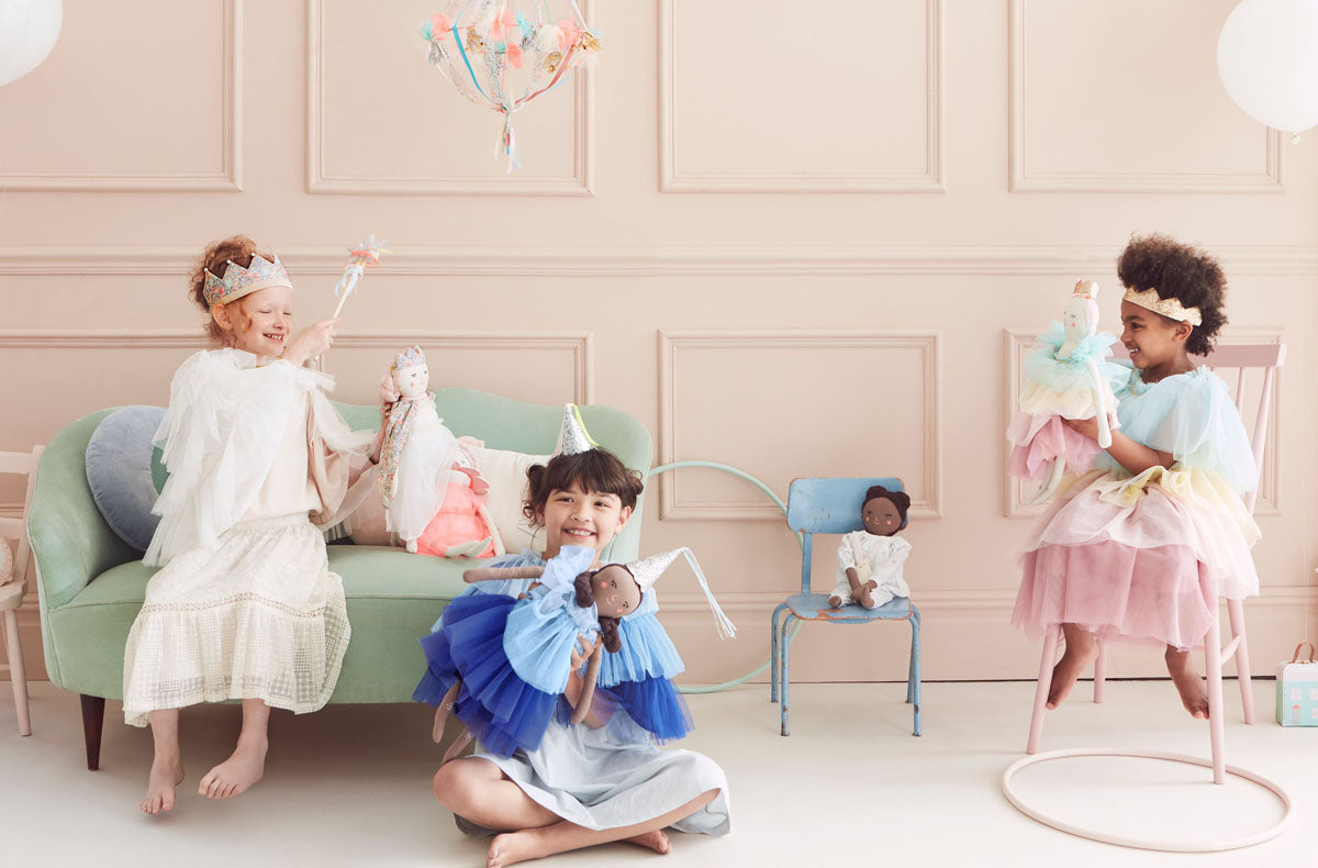 Déguisements et accessoires pour une fête costumée enfant