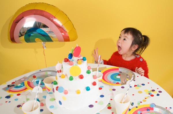 un anniversaire arc-en-ciel pour les enfants rêveurs