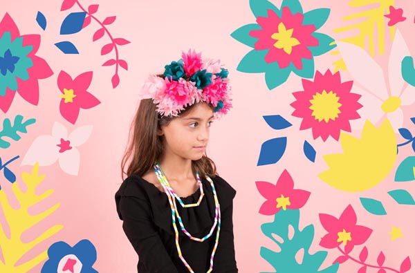 Un anniversaire Frida Kahlo coloré et fleuri pour les petites filles à l'esprit artistique