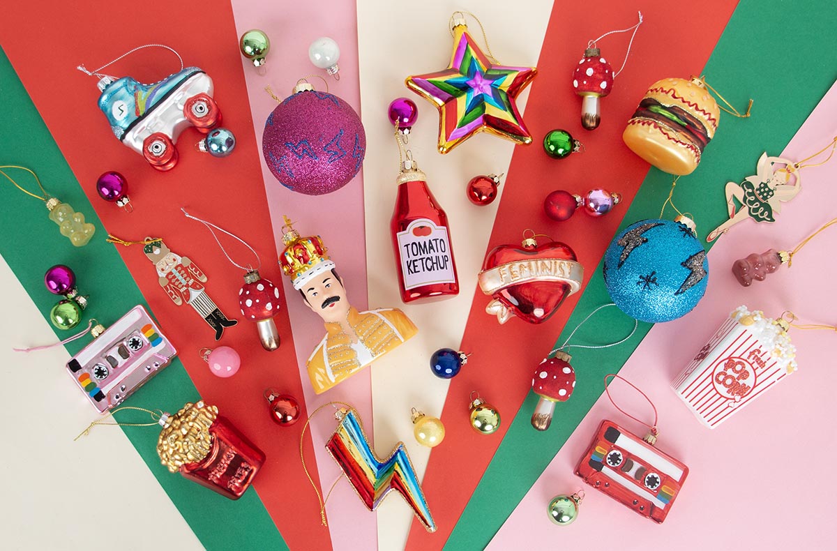 Boules et guirlandes de Noël pour décorer son sapin