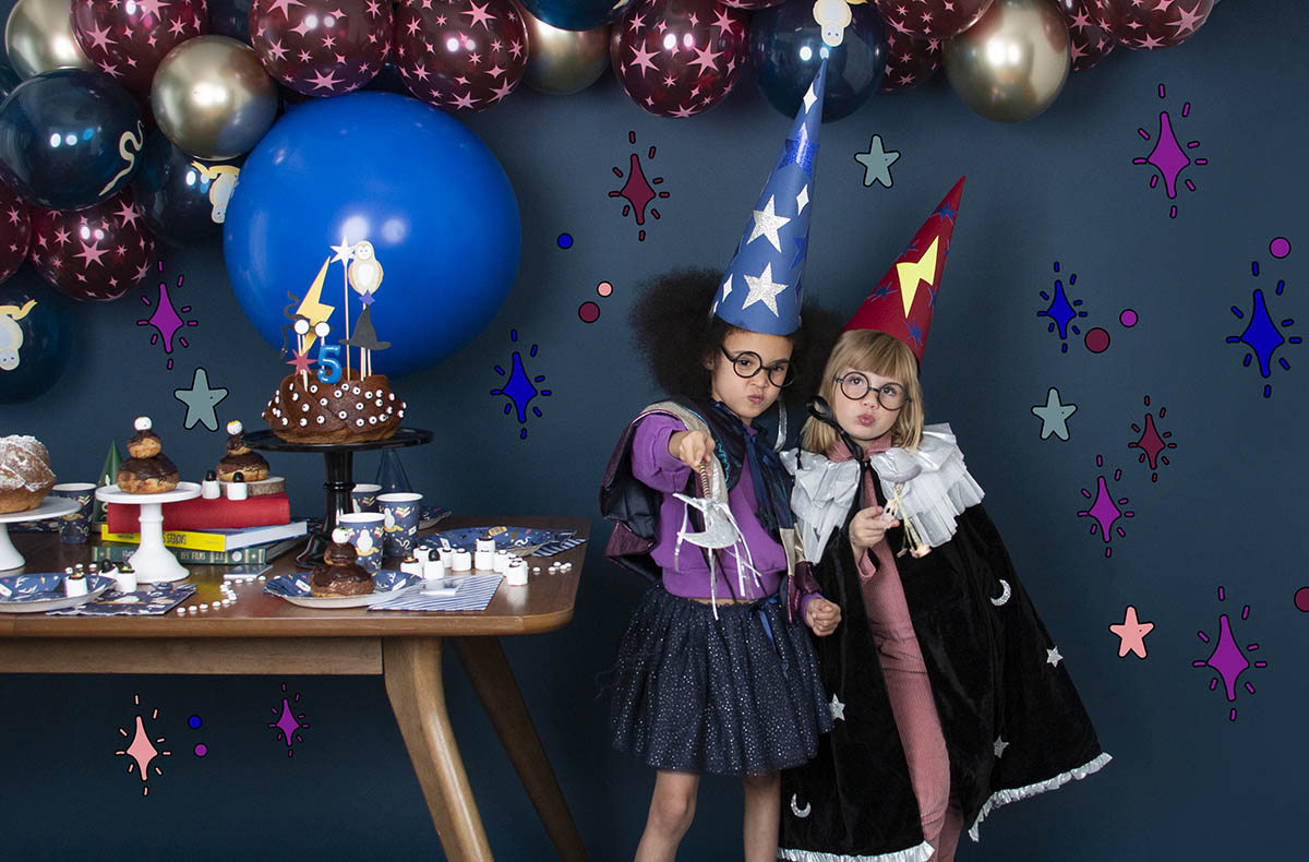 Toute la décoration anniversaire pour enfant à l'effigie de vos personnages préférés