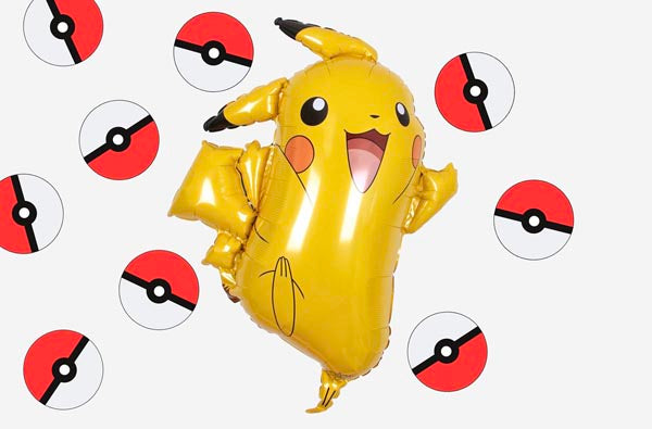 Grand ballon pokemon en forme de boule pokeball pour anniversaire