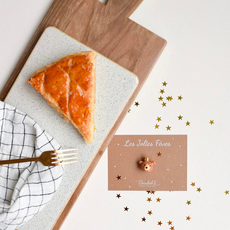 Epiphanie : fève en forme d'ours pour garnir la galette