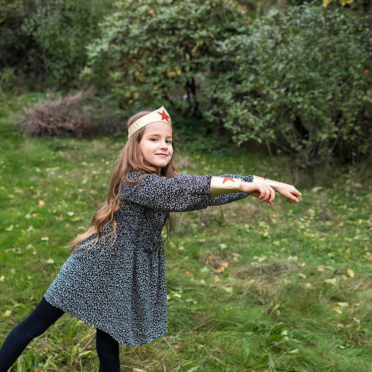 Set d'accessoires super héroïne - idee cadeau anniversaire