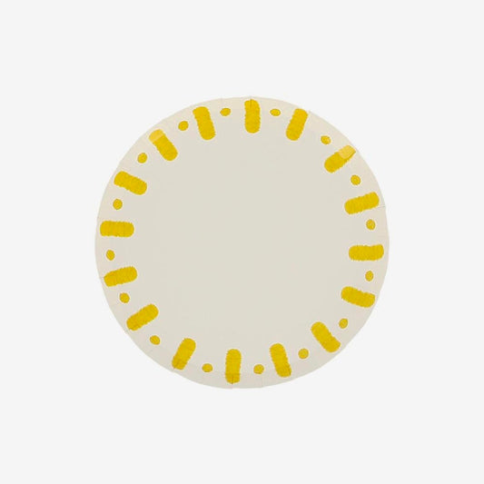 Petites assiettes jaunes pour fĂȘte dâĂ©tĂ© ou baby shower