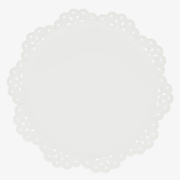 Vaisselle imprimĂ©e broderie, Ă©lĂ©gance pour baptĂȘme