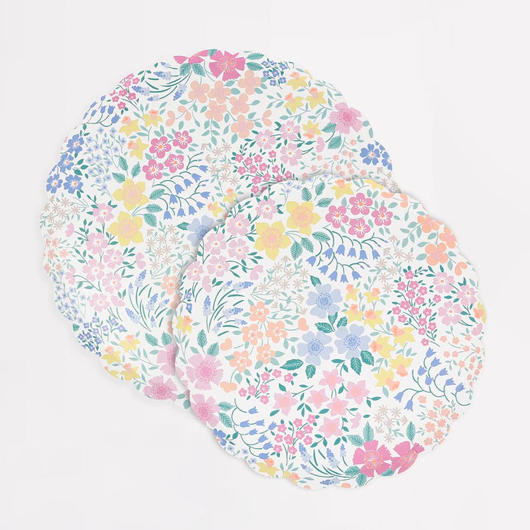 Assiettes en carton fleurs cottage, dĂ©co champĂȘtre