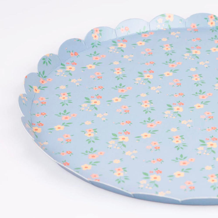 Set d'assiettes fleurs vintage, idéal pour un anniversaire fille
