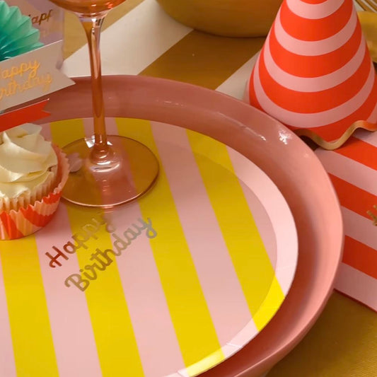 8 assiettes en carton happy birthday rayées : deco de table chic