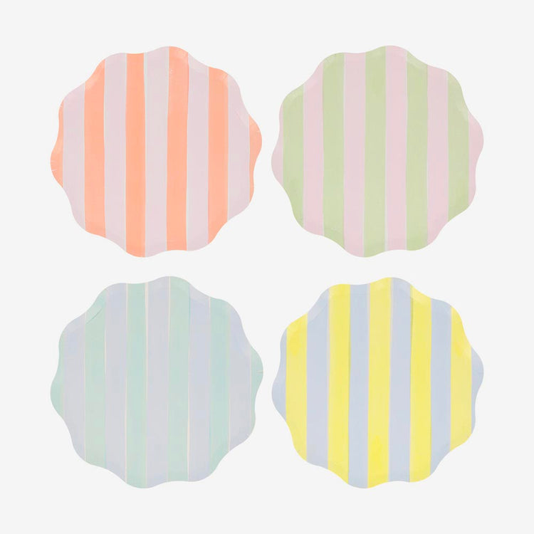 Assiettes en carton rayures pastel, vaisselle originale pour anniversaire