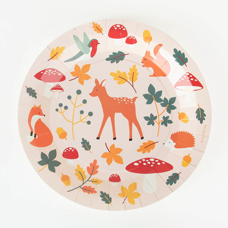 8 assiettes en carton animaux des sous-bois pour deco de table