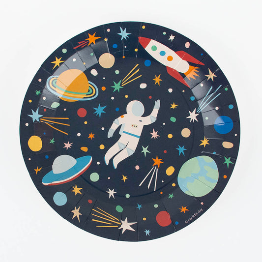 Assiettes espace pour anniversaire astronaute