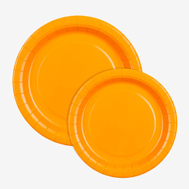 Assiettes oranges : décoration de table