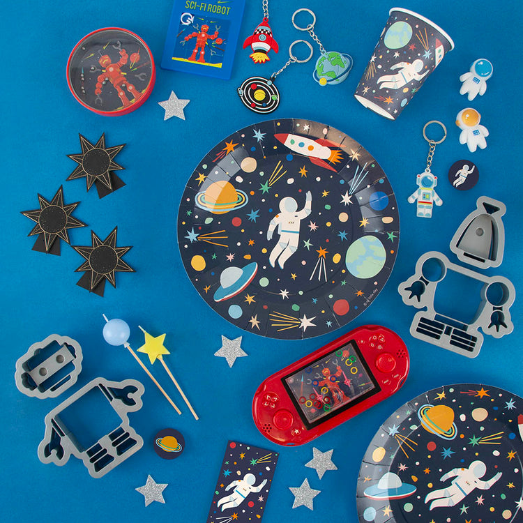 Assiettes thĂšme galaxie pour anniversaire enfant