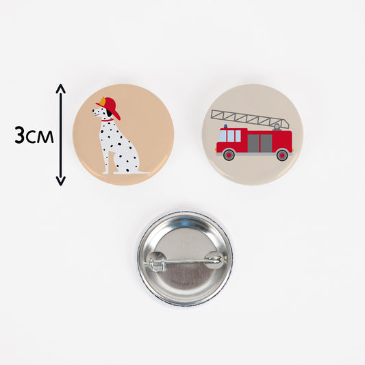 1 badge pompier : petit cadeau pour pochette cadeau invité