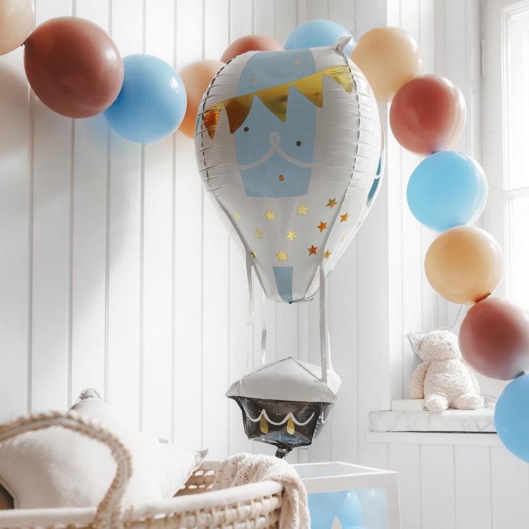 Baby shower : idée déco à faire avec des ballons
