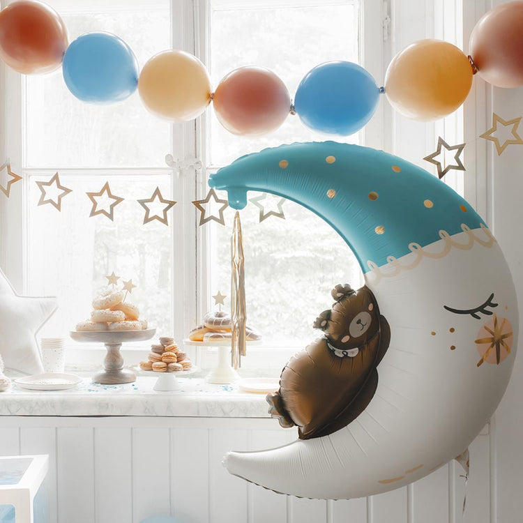 Décoration baby shower garçon : ballons nude et bleu