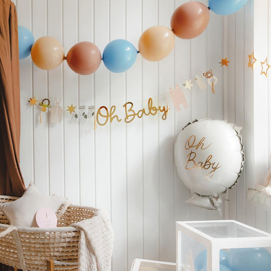 Decoration pour gender reveal : ballons nude et bleu