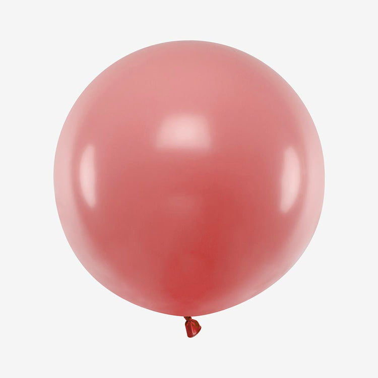 Un ballon rond vieux rose pour une ambiance romantique !