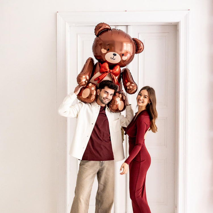 Ballon ourson noeud rouge pour une décoration amour