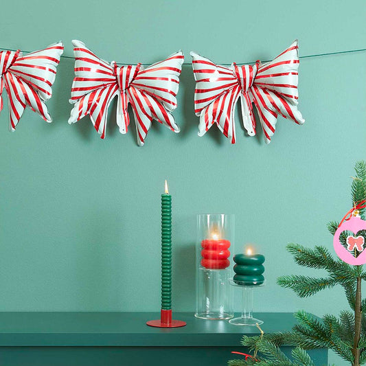 5 mini ballons noeuds rouges et blancs idéal pour décoration Noël