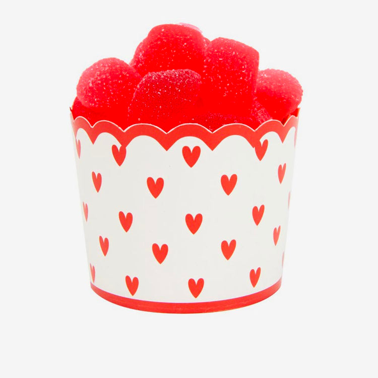 Moules cupcakes rouges Ă cĆurs pour fĂȘte ou anniversaire