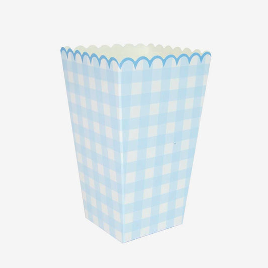 8 boites à popcorn vichy bleues pour une table d'anniversaire ou bapteme pastel thème bleu