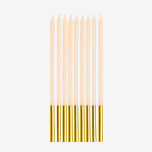 Bougies beiges et or, déco élégante pour une baby shower ou baptème