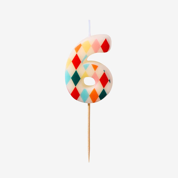 Bougie à losanges colorés, parfaite pour anniversaire chapiteau