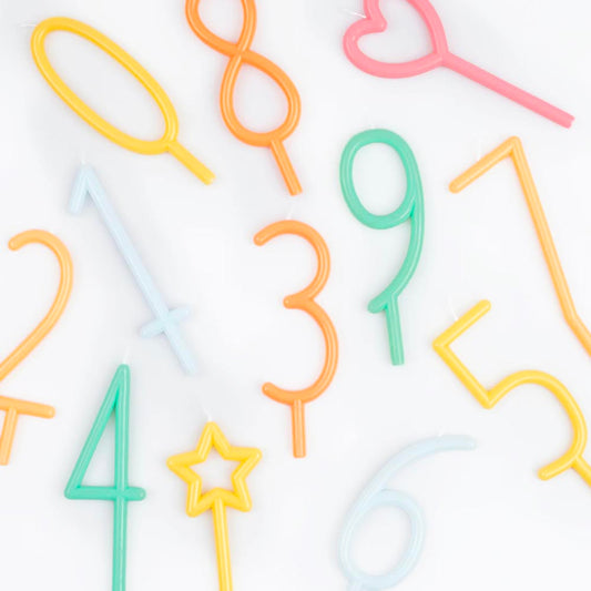 Bougie chiffre colorée, pour marquer l’âge sur un gâteau