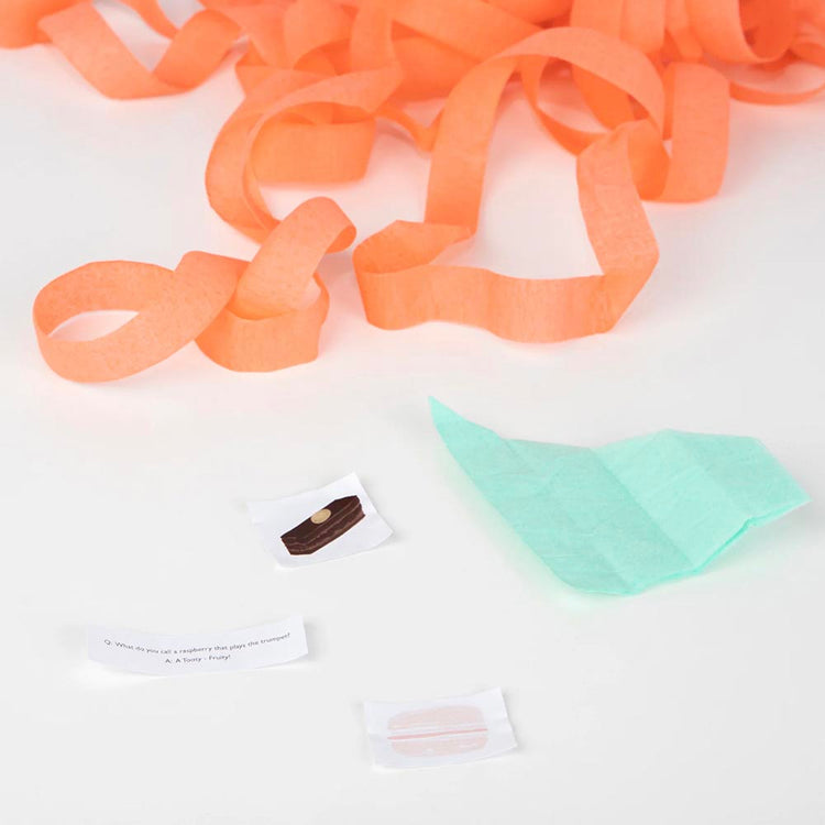 5 macarons surprises Ladurée - cadeau adulte pochette surprise