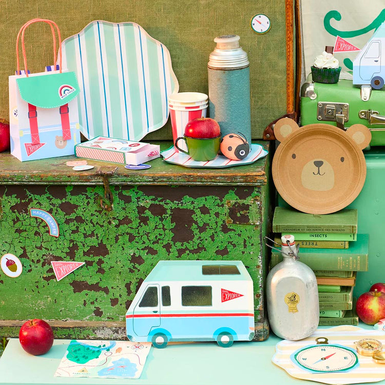 Assiettes carton van coloré, pour pique-nique entre amis