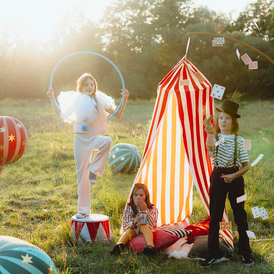 Canopée cirque colorée, pour immersion sous le chapiteau