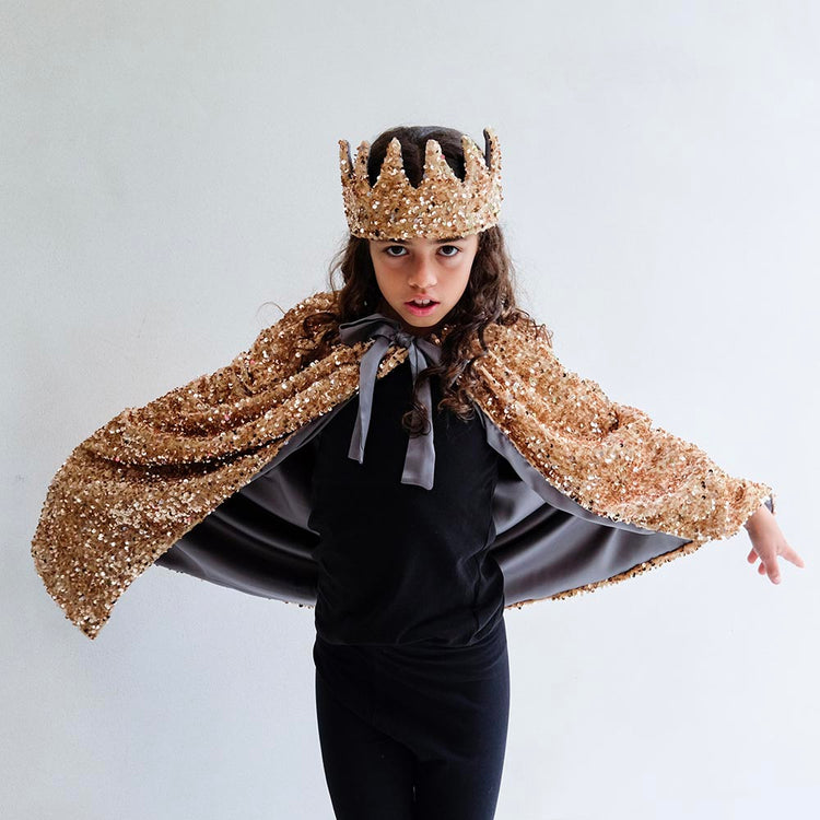 Cape à sequins dorée : idée cadeau pour enfant