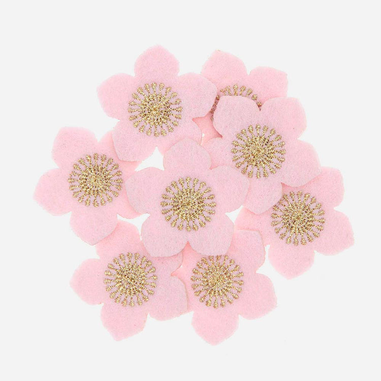 Confettis en feutrine roses de Noël rose : deco de table noel