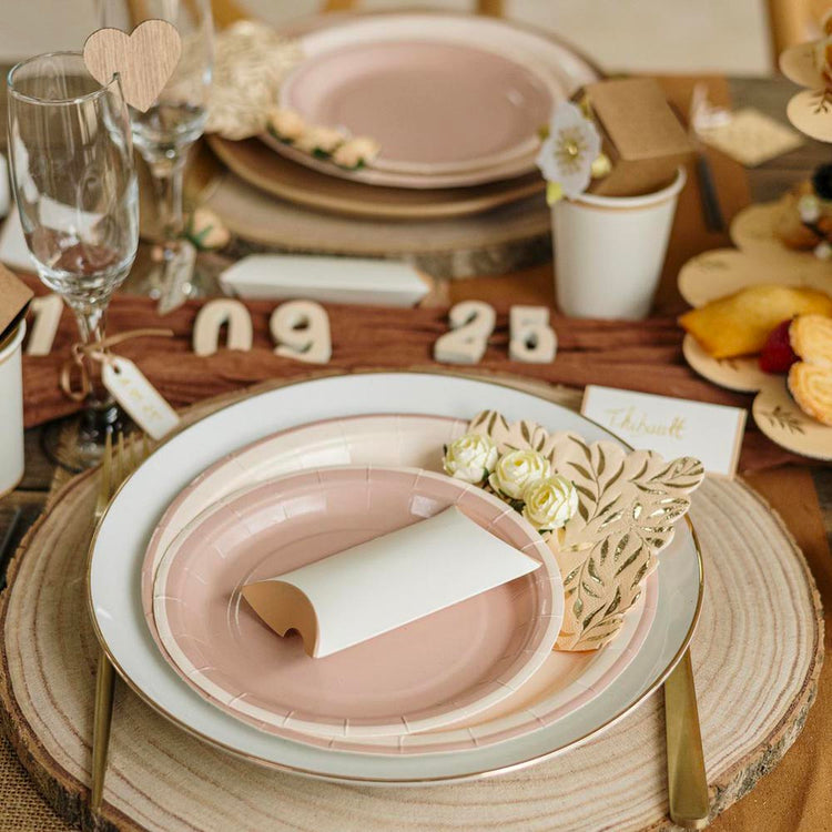 Lot de berlingots crĂšme et camel, une belle finition