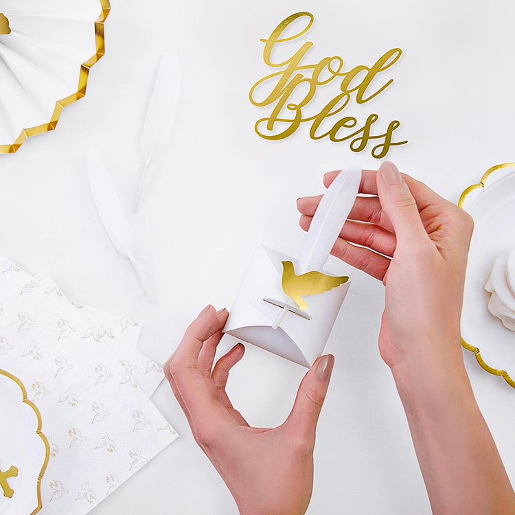 10 contenants ailes blanches : petit cadeau invité pour bapteme