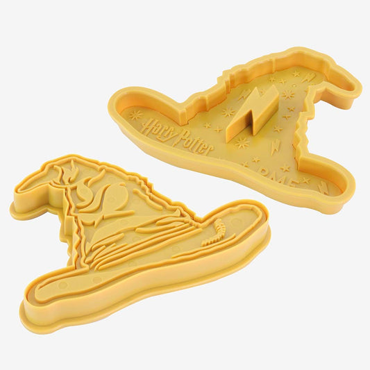 Emporte piece + tampon Choixpeau magique : deco gateau harry potter