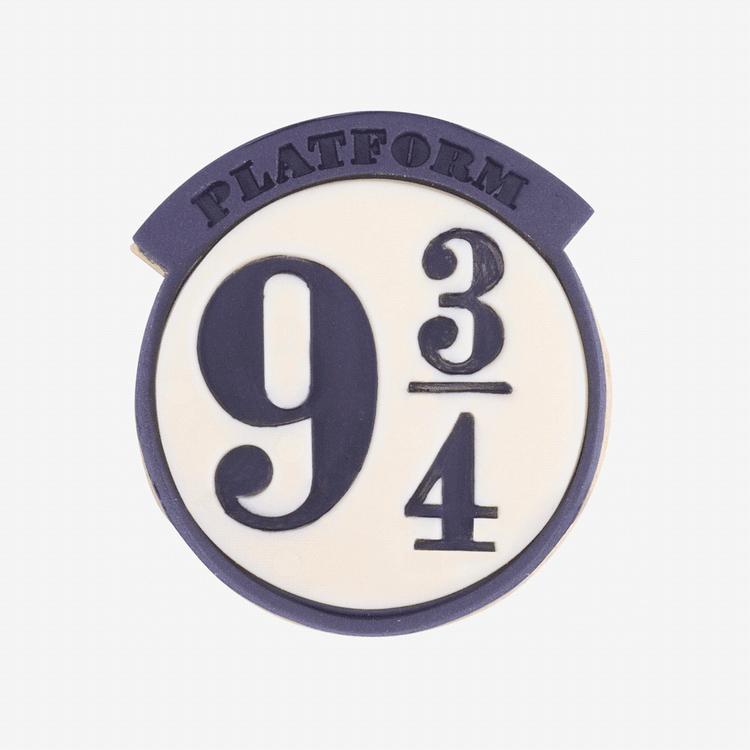 Emporte piece + tampon plateforme 9 3/4 pour decoration gateau