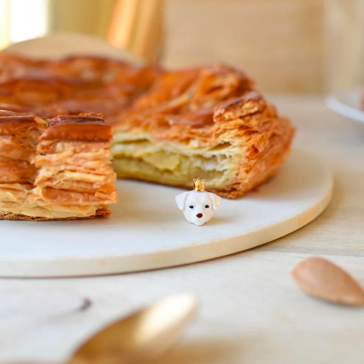 Décoration pour gâteau unique : fève en porcelaine golden