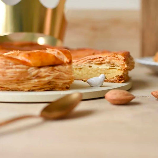 Fève en porcelaine oiseau pour galette des rois maison