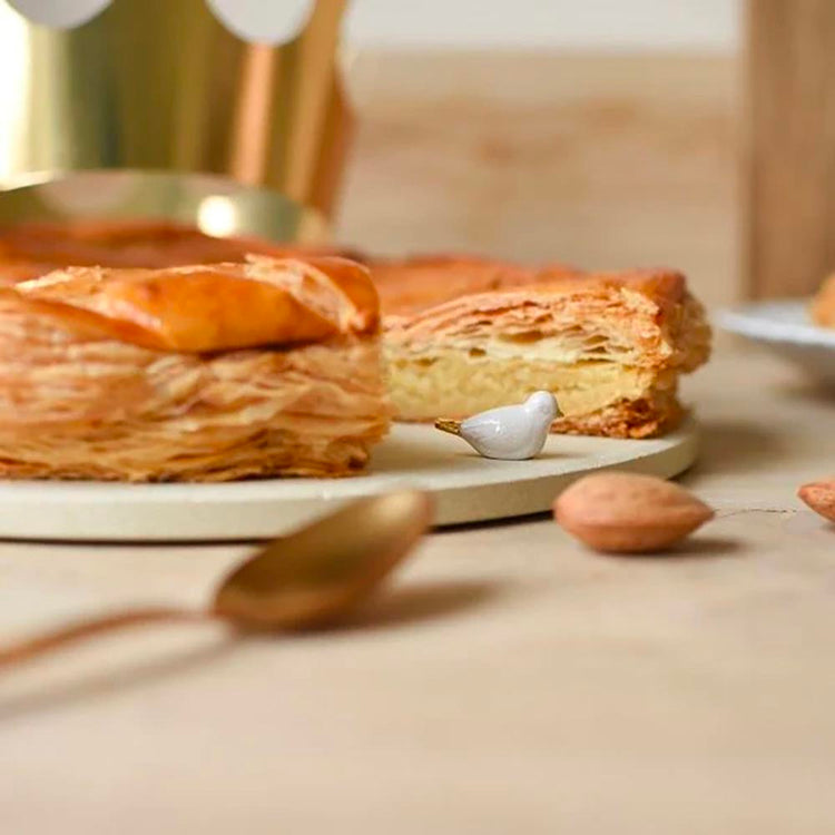 Fève en porcelaine oiseau pour galette des rois maison