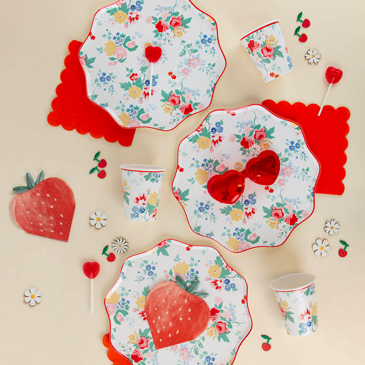 Serviettes rouge tomate pour table estivale ou pique-nique