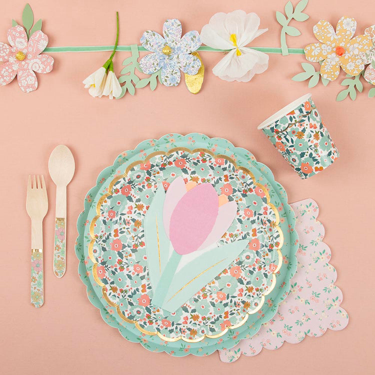 Serviettes à fleurs vintage pour décoration de table élégante