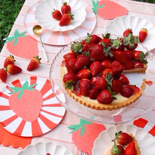 Serviettes en forme de fraise, déco fruitée pour goûter d'anniversaire